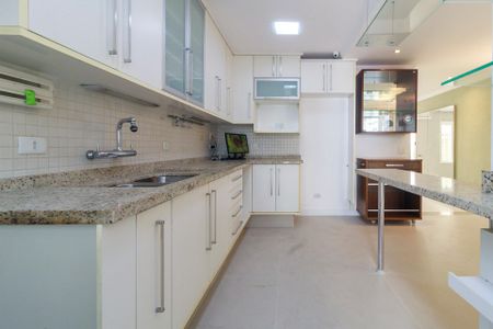 Casa para alugar com 100m², 2 quartos e 2 vagas Casa para alugar com 100m², 2 quartos e 2 vagasCozinha