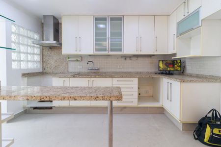 Casa para alugar com 100m², 2 quartos e 2 vagas Casa para alugar com 100m², 2 quartos e 2 vagasCozinha