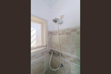 Casa para alugar com 100m², 2 quartos e 2 vagas Casa para alugar com 100m², 2 quartos e 2 vagasSuíte 1 - Banheiro