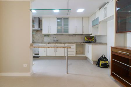 Cozinha de casa para alugar com 2 quartos, 100m² em Santo Amaro, São Paulo