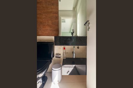 Casa para alugar com 100m², 2 quartos e 2 vagas Casa para alugar com 100m², 2 quartos e 2 vagasLavabo