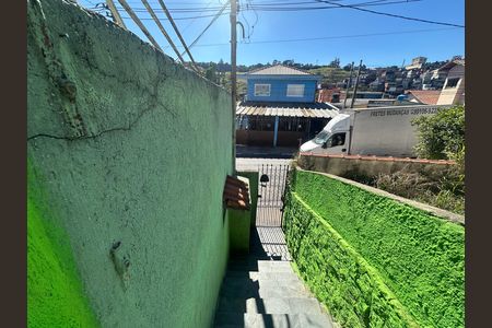Casa à venda com 357m², 4 quartos e 2 vagas Casa à venda com 357m², 4 quartos e 2 vagasQuintal