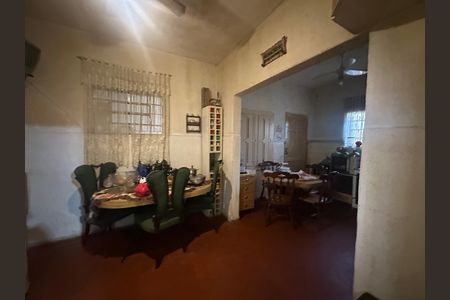 Casa à venda com 357m², 4 quartos e 2 vagas Casa à venda com 357m², 4 quartos e 2 vagasCozinha
