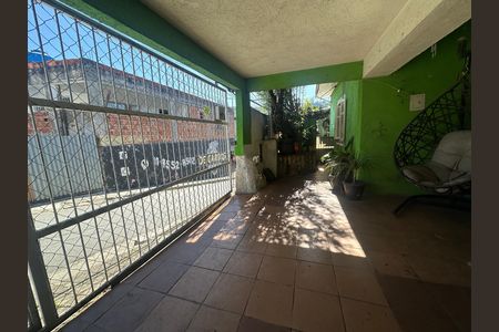 Casa à venda com 357m², 4 quartos e 2 vagas Casa à venda com 357m², 4 quartos e 2 vagasGaragem