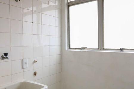 Apartamento para alugar com 65m², 2 quartos e 1 vagaÁrea de Serviço