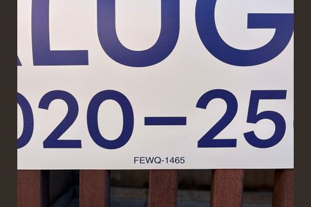 Placa instalada de casa para alugar com 0 quarto, 100m² em Vila Formosa, São Paulo