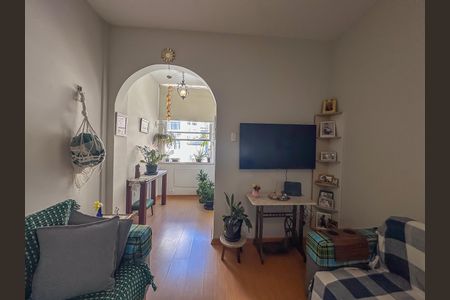 Apartamento à venda com 87m², 2 quartos e sem vaga