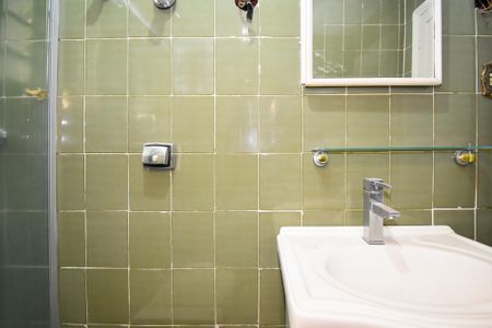 Apartamento à venda com 180m², 3 quartos e 1 vaga Apartamento à venda com 180m², 3 quartos e 1 vagabanheiro