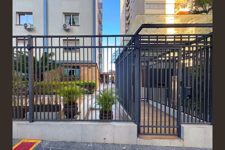 Apartamento à venda com 180m², 3 quartos e 1 vaga Apartamento à venda com 180m², 3 quartos e 1 vagafachada do predio