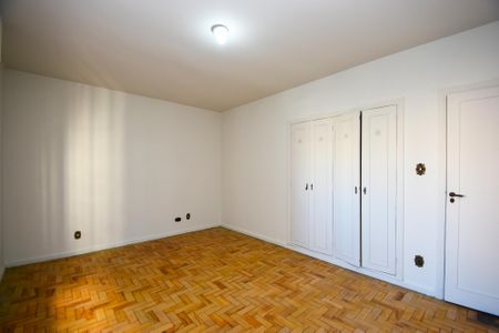 Apartamento à venda com 180m², 3 quartos e 1 vaga Apartamento à venda com 180m², 3 quartos e 1 vagaquarto 3