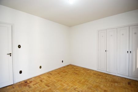 Apartamento à venda com 180m², 3 quartos e 1 vaga Apartamento à venda com 180m², 3 quartos e 1 vagaquarto 1