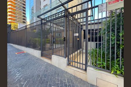 Apartamento à venda com 180m², 3 quartos e 1 vaga Apartamento à venda com 180m², 3 quartos e 1 vagafachada do predio