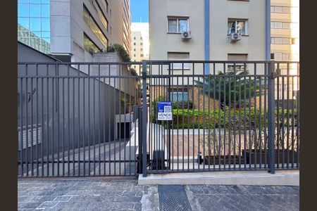 Apartamento à venda com 180m², 3 quartos e 1 vaga Apartamento à venda com 180m², 3 quartos e 1 vagafachada do predio