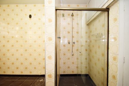 Apartamento à venda com 180m², 3 quartos e 1 vaga Apartamento à venda com 180m², 3 quartos e 1 vagabanheiro 2