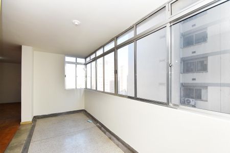 Apartamento à venda com 180m², 3 quartos e 1 vaga Apartamento à venda com 180m², 3 quartos e 1 vagavaranda Sala