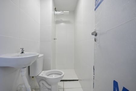 Banheiro de apartamento à venda com 2 quartos, 32m² em Jardim Gilda Maria, São Paulo