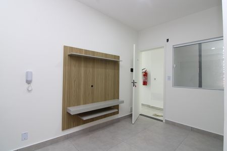 Sala / cozinha de apartamento para alugar com 1 quarto, 26m² em Vila Granada, São Paulo
