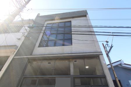 Fachada de apartamento para alugar com 1 quarto, 26m² em Vila Granada, São Paulo