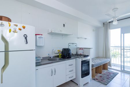 Cozinha de apartamento para alugar com 1 quarto, 35m² em Vila Palmeiras, São Paulo