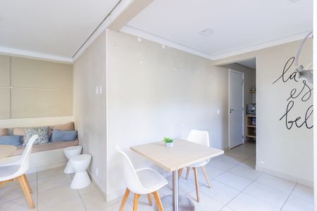 Apartamento à venda com 35m², 1 quarto e sem vaga Apartamento à venda com 35m², 1 quarto e sem vagaÁrea comum - Salão de festas