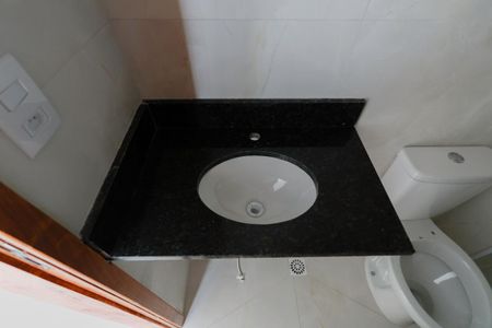 Apartamento para alugar com 33m², 2 quartos e sem vaga Apartamento para alugar com 33m², 2 quartos e sem vagaBanheiro
