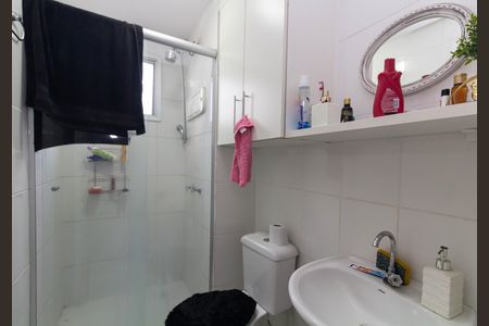 Banheiro de apartamento à venda com 2 quartos, 47m² em Cidade Líder, São Paulo