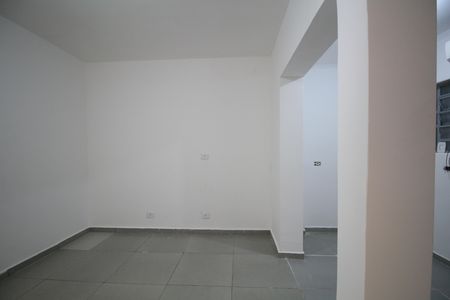 Casa para alugar com 3 quartos, 180m² em Vila Santa Luzia, Taboão da Serra