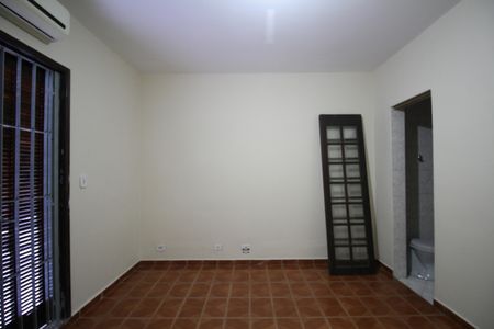 Casa para alugar com 3 quartos, 180m² em Vila Santa Luzia, Taboão da Serra