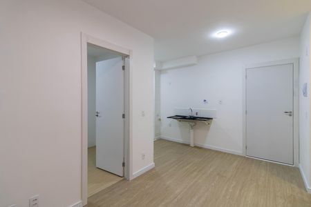 Sala de apartamento para alugar com 2 quartos, 35m² em Centro, Guarulhos