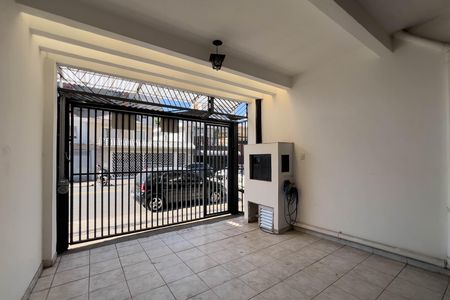 Garagem de casa à venda com 2 quartos, 89m² em Chácara Inglesa, São Paulo