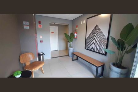 Studio à venda com 27m², 1 quarto e sem vaga Studio à venda com 27m², 1 quarto e sem vagaHall de Entrada