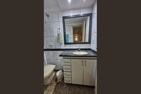 Apartamento para alugar com 46m², 2 quartos e sem vaga Apartamento para alugar com 46m², 2 quartos e sem vagaBanheiro