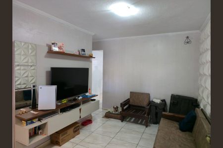 Casa para alugar com 72m², 2 quartos e sem vaga Casa para alugar com 72m², 2 quartos e sem vagaSala