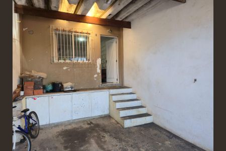 Casa para alugar com 72m², 2 quartos e sem vaga