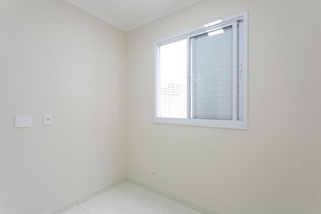 Quarto 1  de apartamento para alugar com 2 quartos, 40m² em Jardim Helena, São Paulo