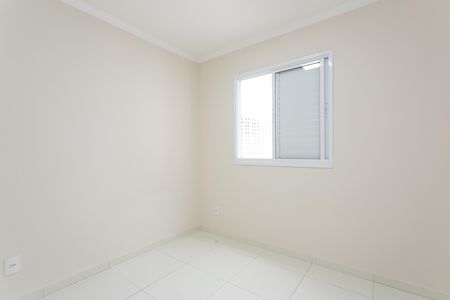 Quarto 2 de apartamento para alugar com 2 quartos, 40m² em Jardim Helena, São Paulo