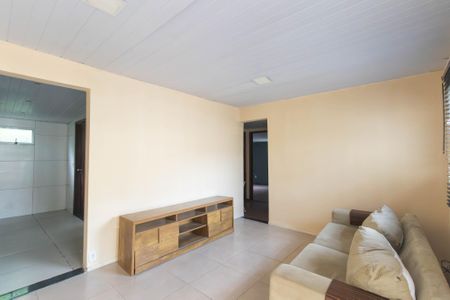 Sala de casa para alugar com 3 quartos, 90m² em Venda da Cruz, São Gonçalo