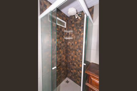 Banheiro de casa para alugar com 3 quartos, 90m² em Venda da Cruz, São Gonçalo
