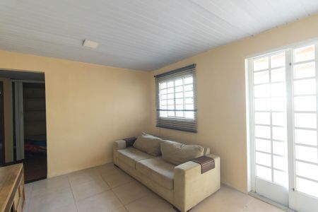 Casa para alugar com 90m², 3 quartos e 1 vaga Casa para alugar com 90m², 3 quartos e 1 vagaSala