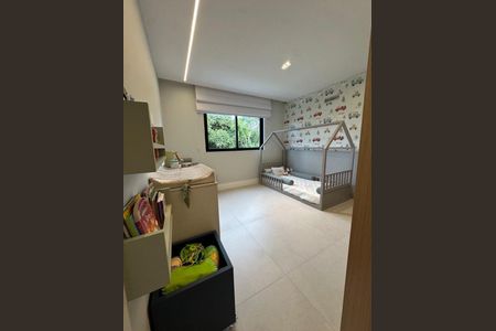 Casa à venda com 4 quartos, 370m² em Recreio dos Bandeirantes, Rio de Janeiro