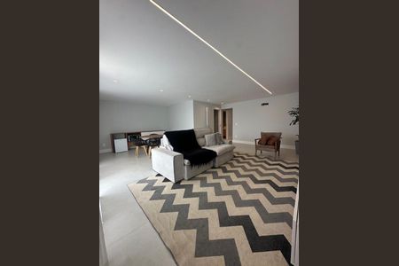Casa à venda com 4 quartos, 370m² em Recreio dos Bandeirantes, Rio de Janeiro