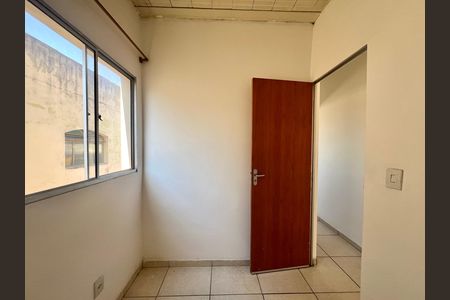 Quarto 1 de apartamento para alugar com 2 quartos, 40m² em Parque Xangri-lá, Contagem