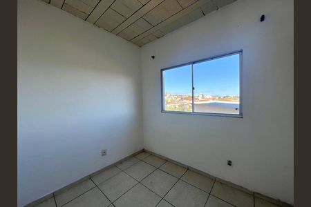 Quarto 1 de apartamento para alugar com 2 quartos, 40m² em Parque Xangri-lá, Contagem