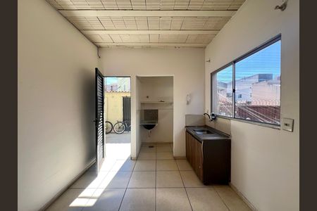 Sala/Cozinha de apartamento para alugar com 2 quartos, 40m² em Parque Xangri-lá, Contagem