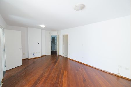 Apartamento para alugar com 297m², 3 quartos e 3 vagas Apartamento para alugar com 297m², 3 quartos e 3 vagasSuíte 1