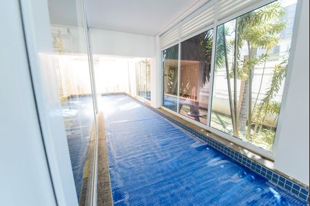Apartamento para alugar com 297m², 3 quartos e 3 vagas Apartamento para alugar com 297m², 3 quartos e 3 vagasÁrea comum - Raia