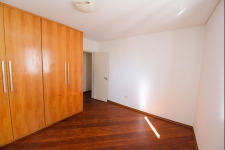 Apartamento para alugar com 297m², 3 quartos e 3 vagas Apartamento para alugar com 297m², 3 quartos e 3 vagasSuíte 2