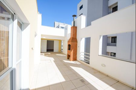 Apartamento para alugar com 297m², 3 quartos e 3 vagas Apartamento para alugar com 297m², 3 quartos e 3 vagasTerraço