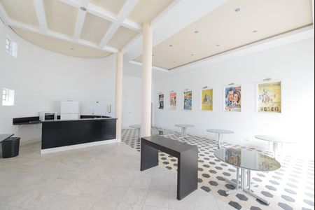 Apartamento para alugar com 297m², 3 quartos e 3 vagas Apartamento para alugar com 297m², 3 quartos e 3 vagasÁrea comum - Salão de festas