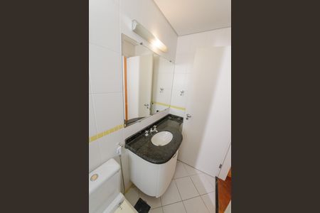 Apartamento para alugar com 297m², 3 quartos e 3 vagas Apartamento para alugar com 297m², 3 quartos e 3 vagasBanheiro da Suíte 2